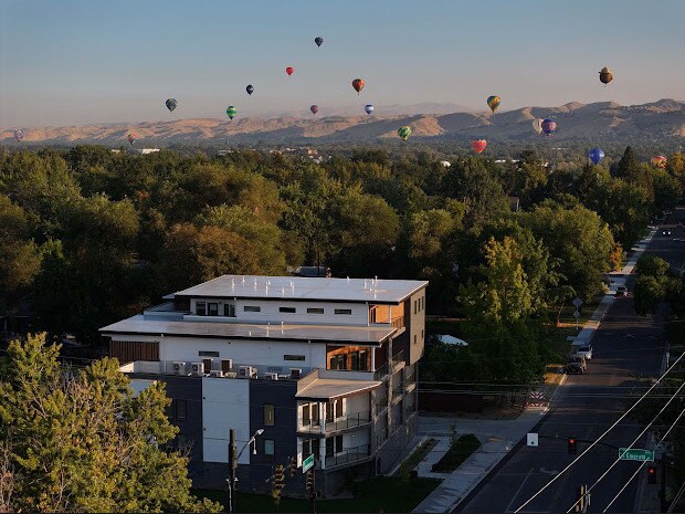 Foto del edificio - The Theodore