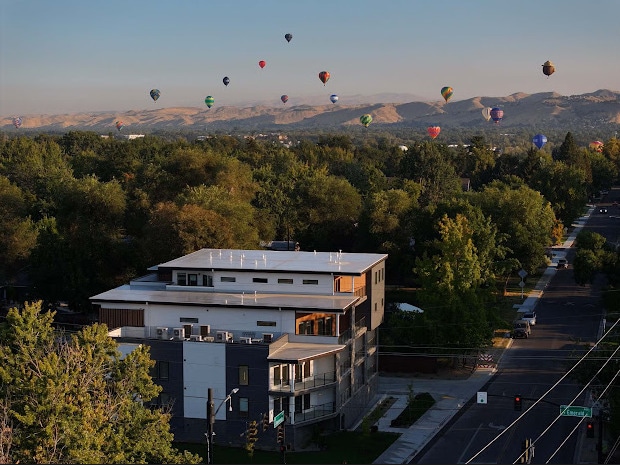 Building Photo - The Theodore