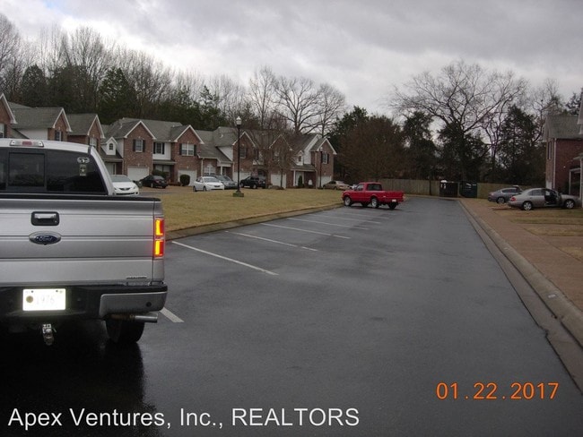 Building Photo - 111 Noel Cove Cir