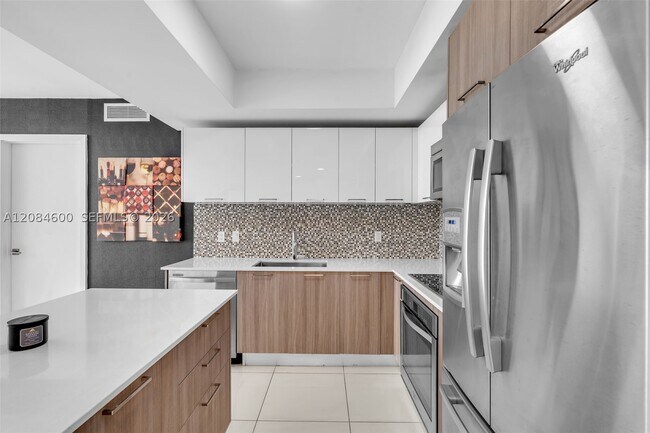 Foto del edificio - 5252 NW 85th Ave