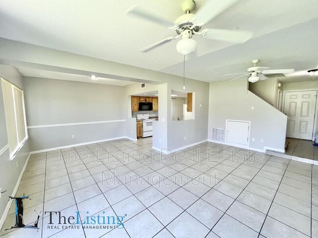 Building Photo - 327 Coconut Palm Way