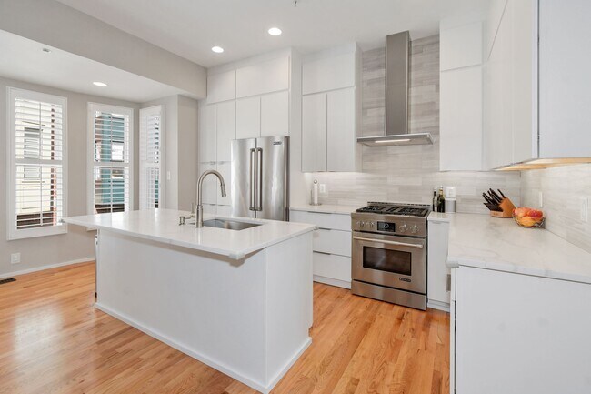Foto del edificio - 1682 N Quinn St