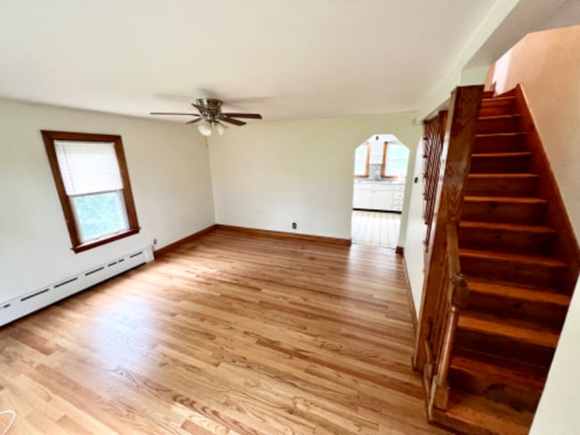 Building Photo - 9 Wood St