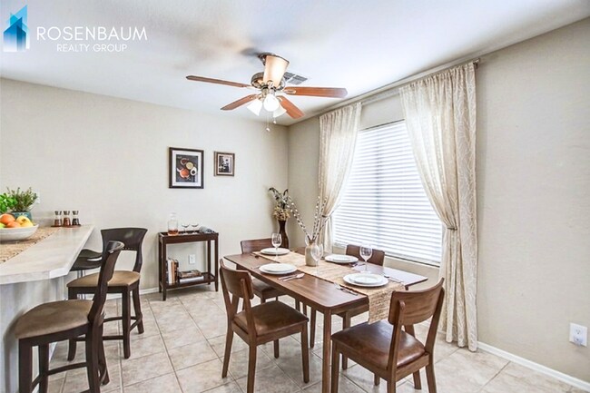 Foto del edificio - 24347 N Oasis Blvd
