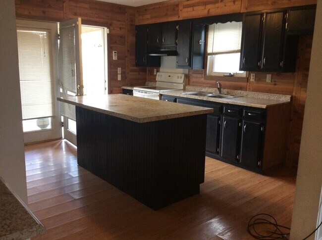Foto del edificio - PRE-LEASING OCCUPIED - AVAILABLE 7/10/2020...