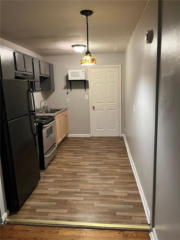 Foto del edificio - 841 Larkin Ln