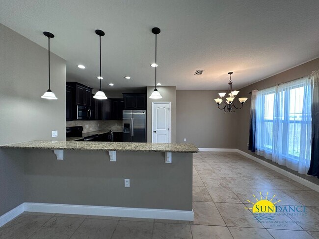 Building Photo - 438 Bay Oaks Dr