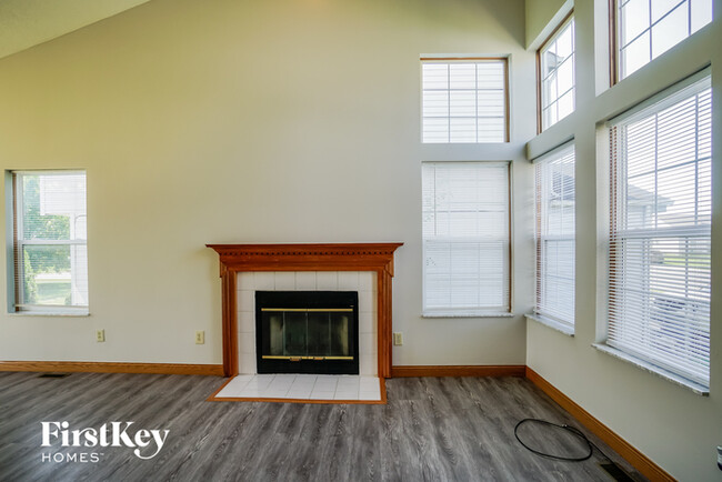 Building Photo - 6721 Kristins Cove Ln