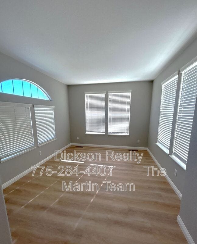 Building Photo - 589 Panama Dr