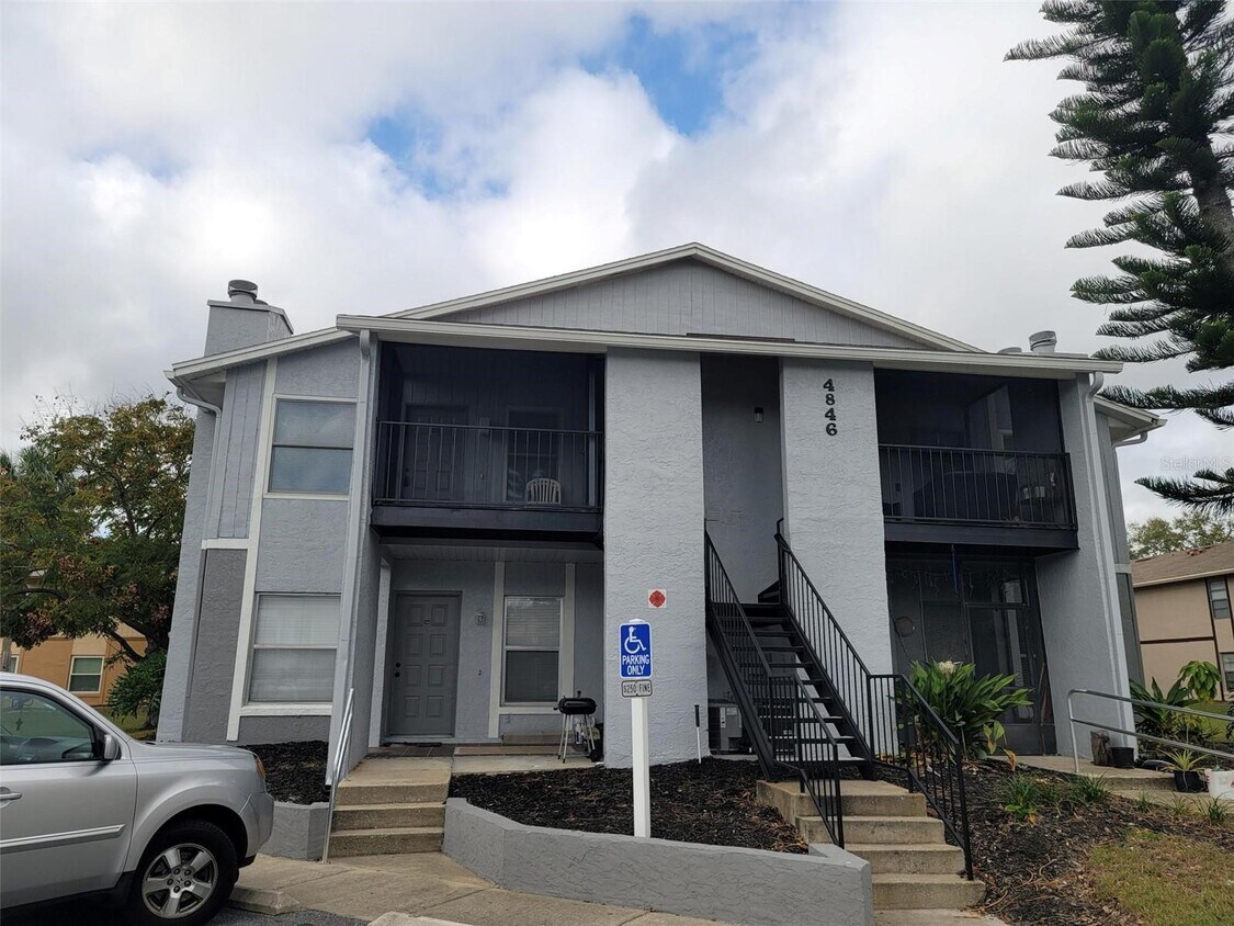 4846 S Semoran Boulevard Unit 1308 Condo for Rent in Orlando, FL