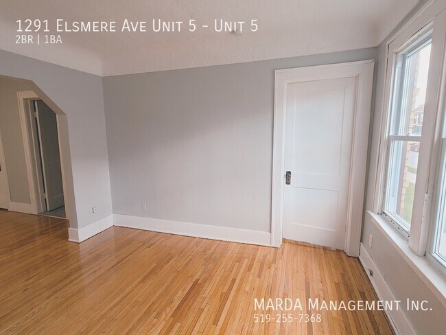 Photo du bâtiment - CHARMING 2 BED/1 BATH IN WALKERVILLE + HYDRO