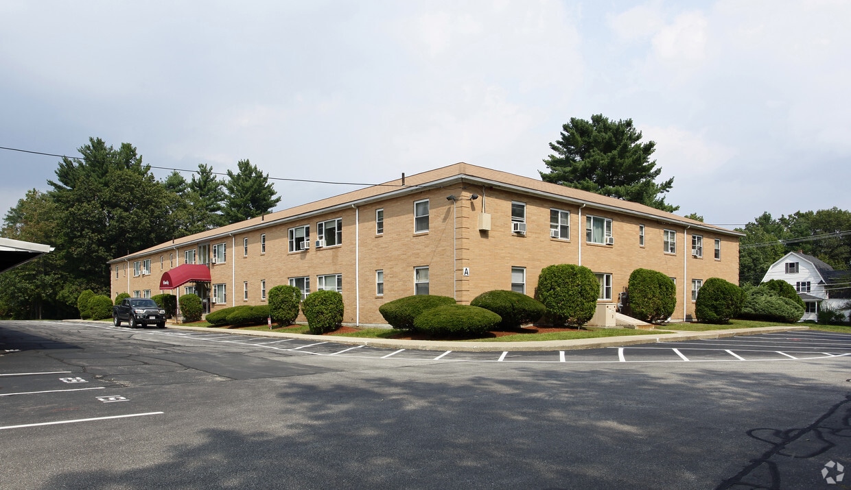 Clovelly Apartments Apartments in Nashua, NH