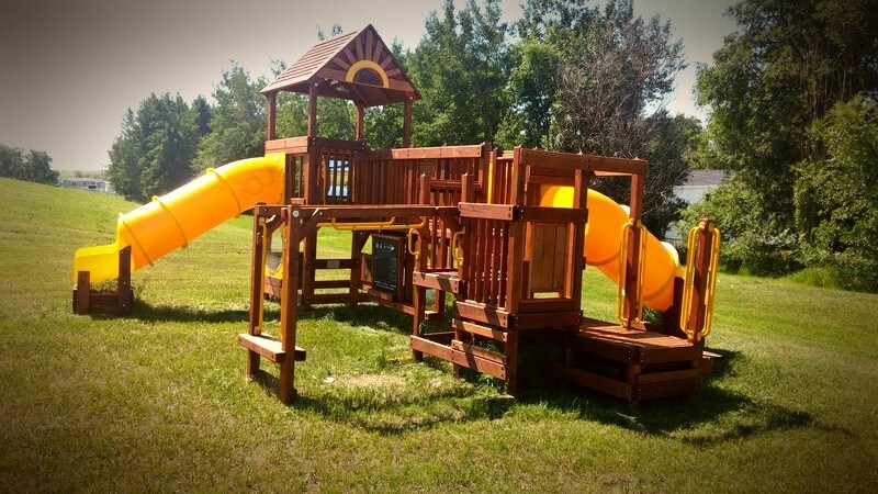 Primary Photo - 956 Meadows Dr