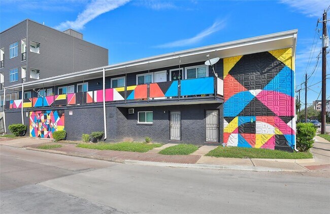 Foto del edificio - 1840 Richmond Ave.