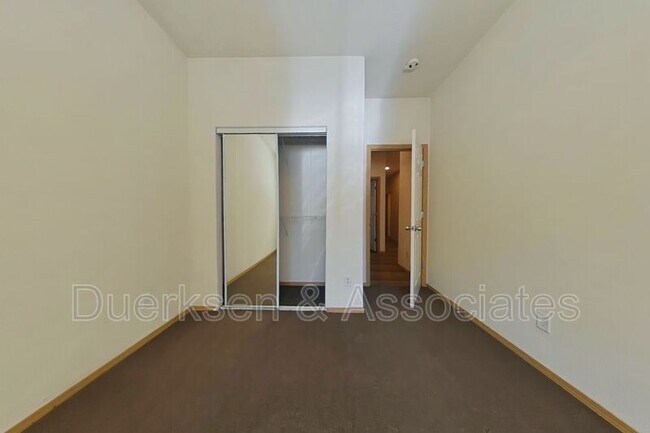 Foto del edificio - 629 NW 17th St