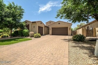 Building Photo - 15677 W Almeria Rd