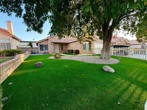 Building Photo - 2516 Starbrite Ave