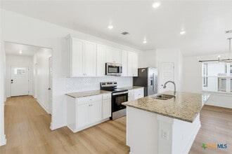 Building Photo - 8822 Trungle Rd