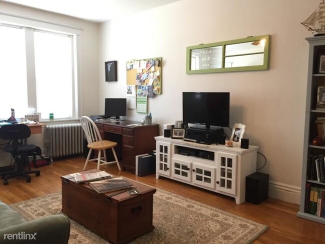 Building Photo - 2 br, 1 bath  - 1750 Commonwealth Ave Apt 10