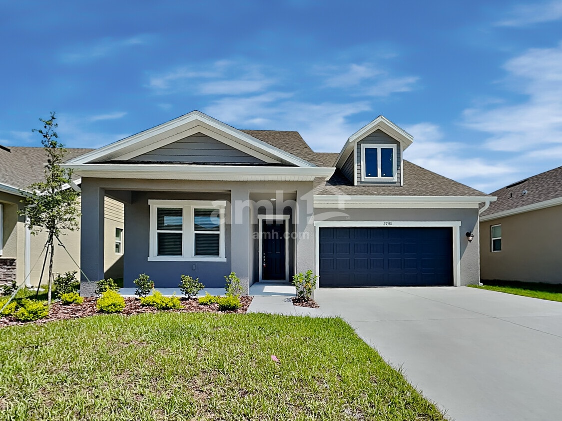 Foto principal - 27581 St Andrews Ave