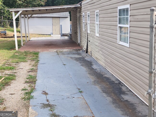 Building Photo - 1373 Elm Cir