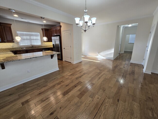 Foto del edificio - 4724 Bruce St