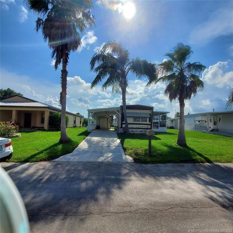 Primary Photo - 15 Grande Vista Way