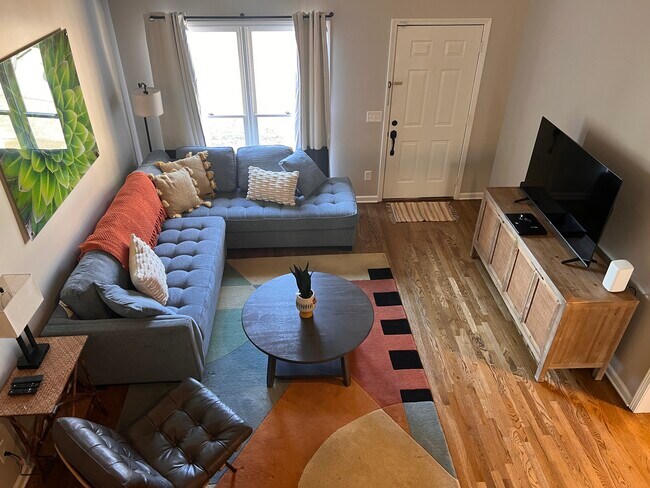 Foto del edificio - 828 N Maple St