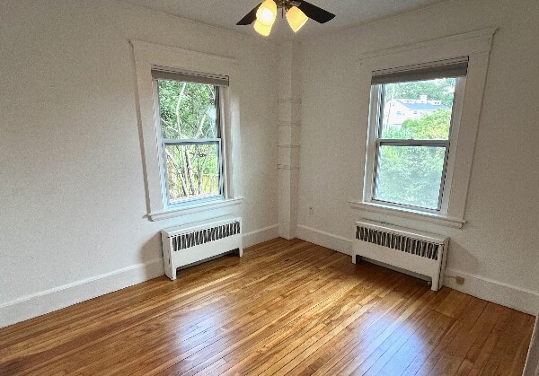 Foto del edificio - 436 Waverley Oaks Rd