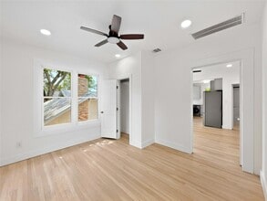 Building Photo - 4014 Avenue D