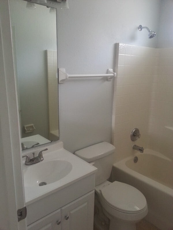 Foto del edificio - 436 Casterton Cir