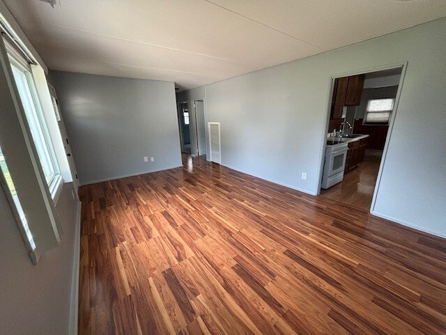 Building Photo - 614 Lindemann Ln