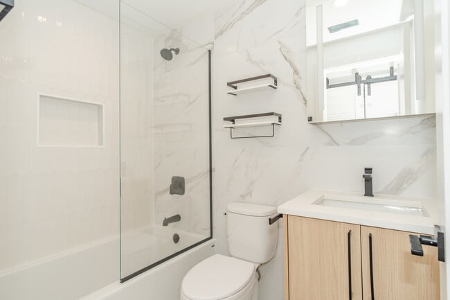 Foto del edificio - 2718 N Hampden Ct