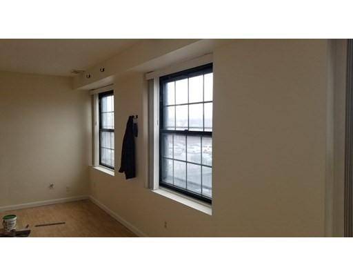 Building Photo - 2 bedroom in Quincy MA 02170