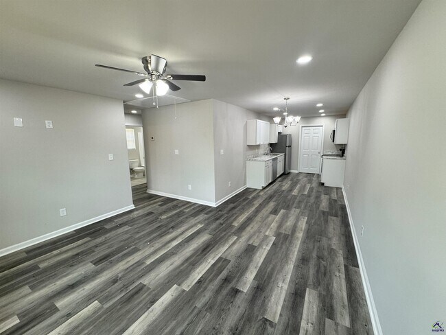 Foto del edificio - 507 Young Ave