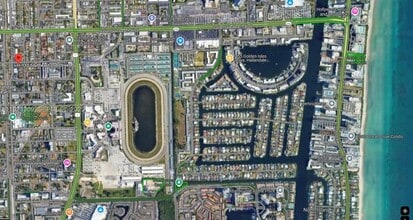 Building Photo - 110 SE 2nd St