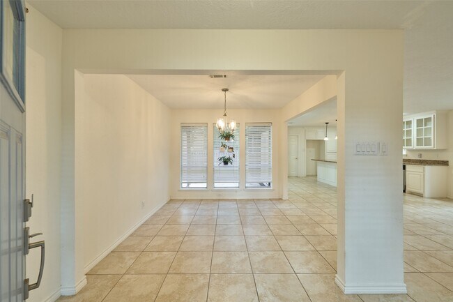 Building Photo - 11616 Timberwild St