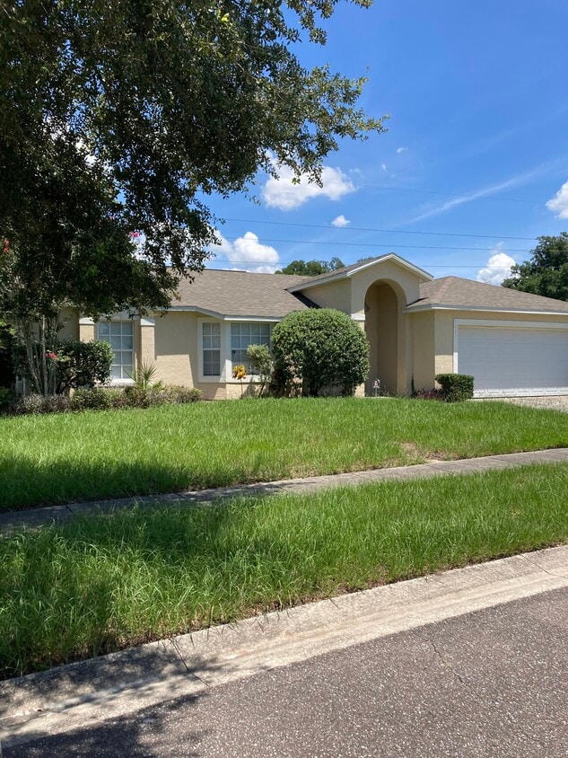Photo - 867 Lake Jackson Cir (Apopka, FL)
