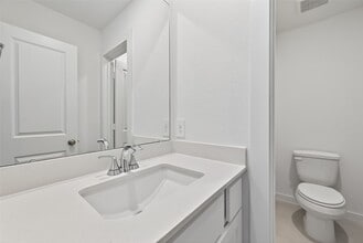 Building Photo - 3222 Kindred Wy