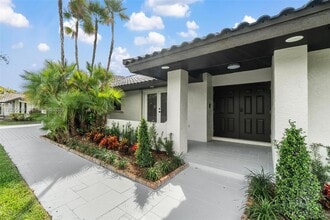 Building Photo - 5254 NW 94th Doral Pl