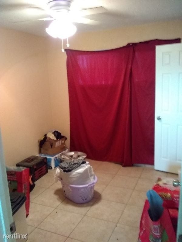 Foto del edificio - 2 br, 1 bath Apartment - 2814 N 34th Dr.