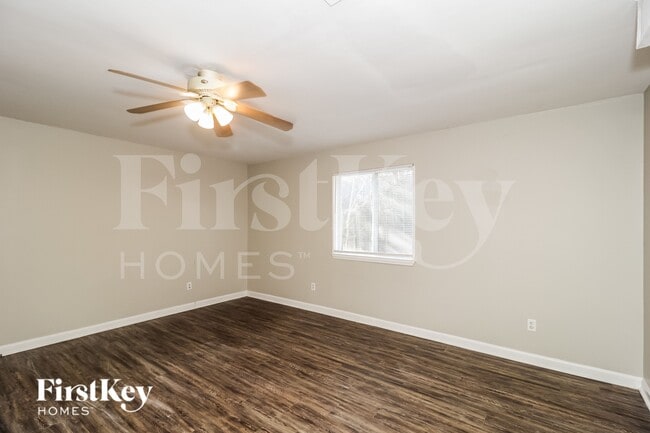 Building Photo - 3560 Sweetgum Ln