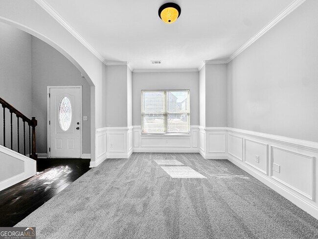 Building Photo - 794 Sugarloaf Way