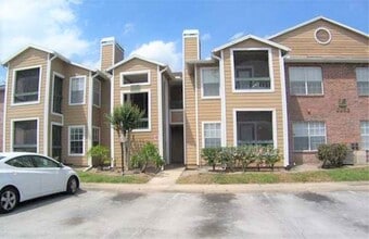Building Photo - 5533 Chrishire Way
