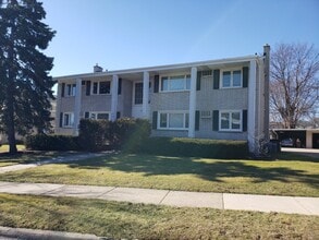 Building Photo - 3105 Linwood Ave