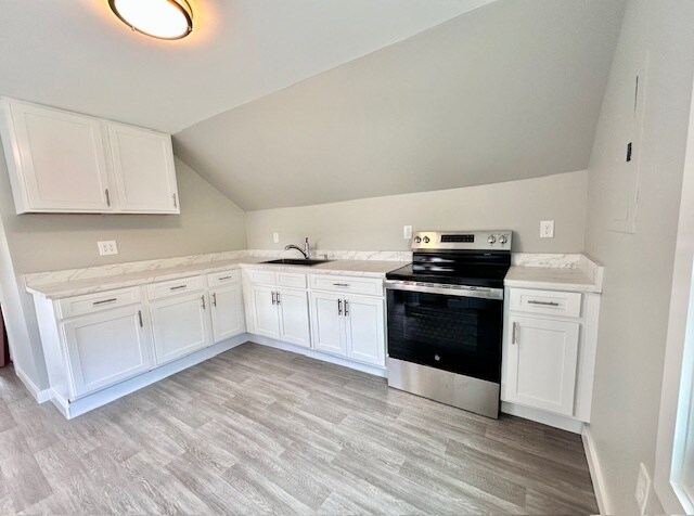 Building Photo - 76 S Whittlesey Ave