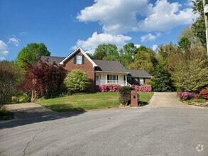 Building Photo - 5621 Chestnut Pond Dr