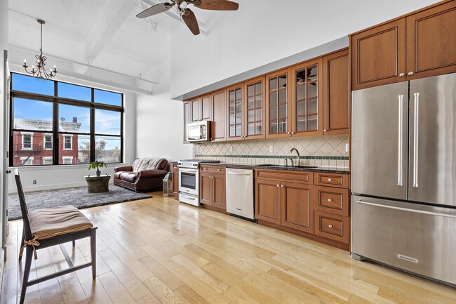 Building Photo - 300 Communipaw Ave