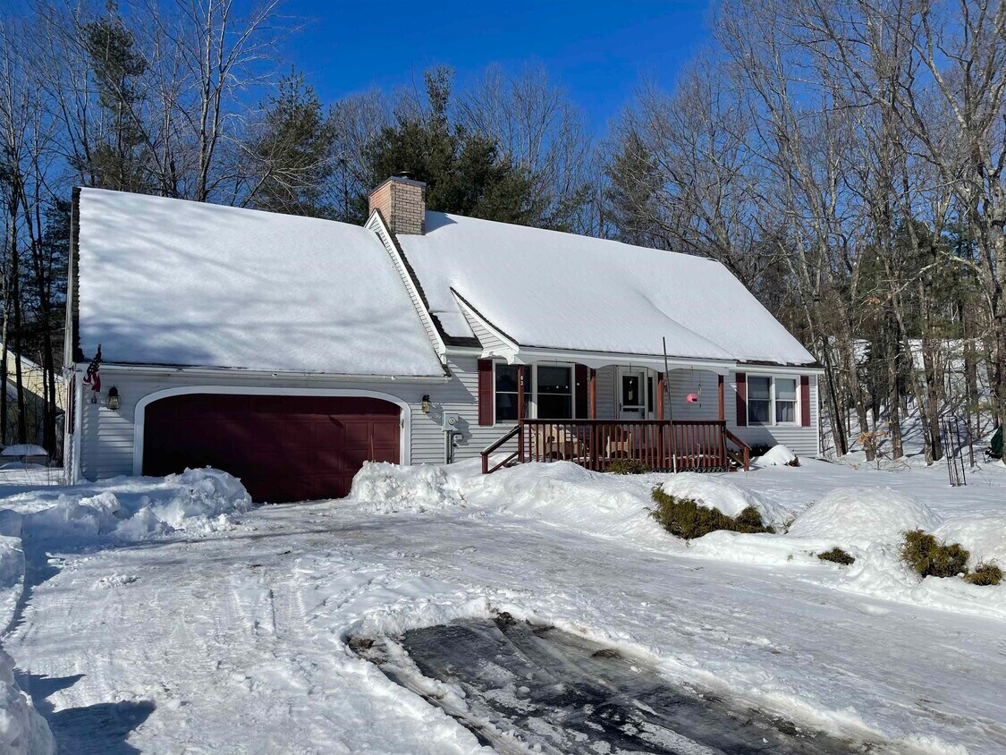 Primary Photo - 63 Regis Rd