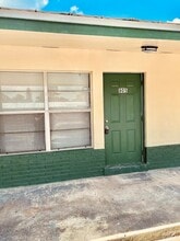 Building Photo - 805 Revels Ln